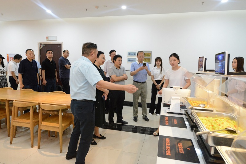 1751334827223042.jpg 1750747492209837.jpg